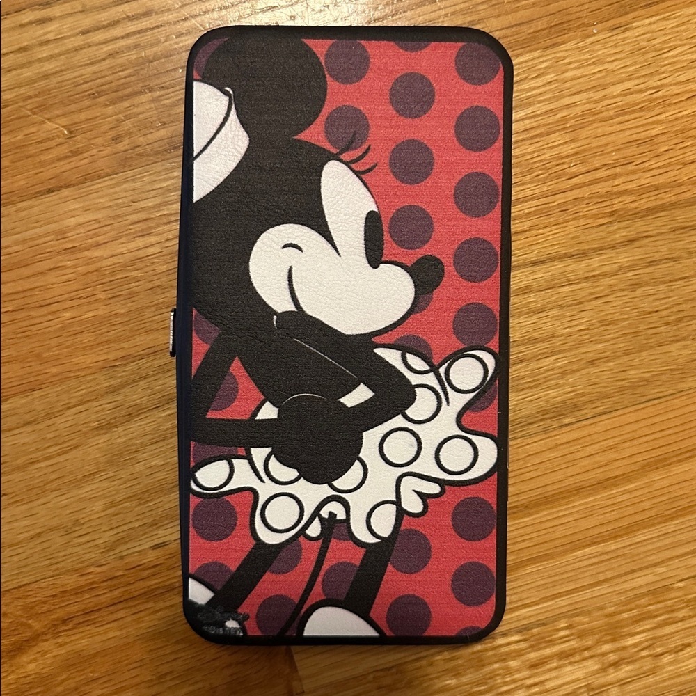 Buckle-Down Minnie Mouse Wallet - Picture 2 of 5